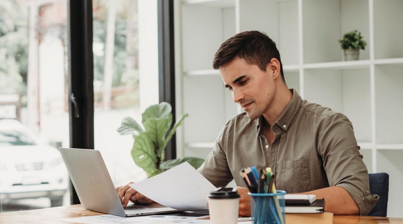 Best HRIS system for small and medium businesses with limited budget
